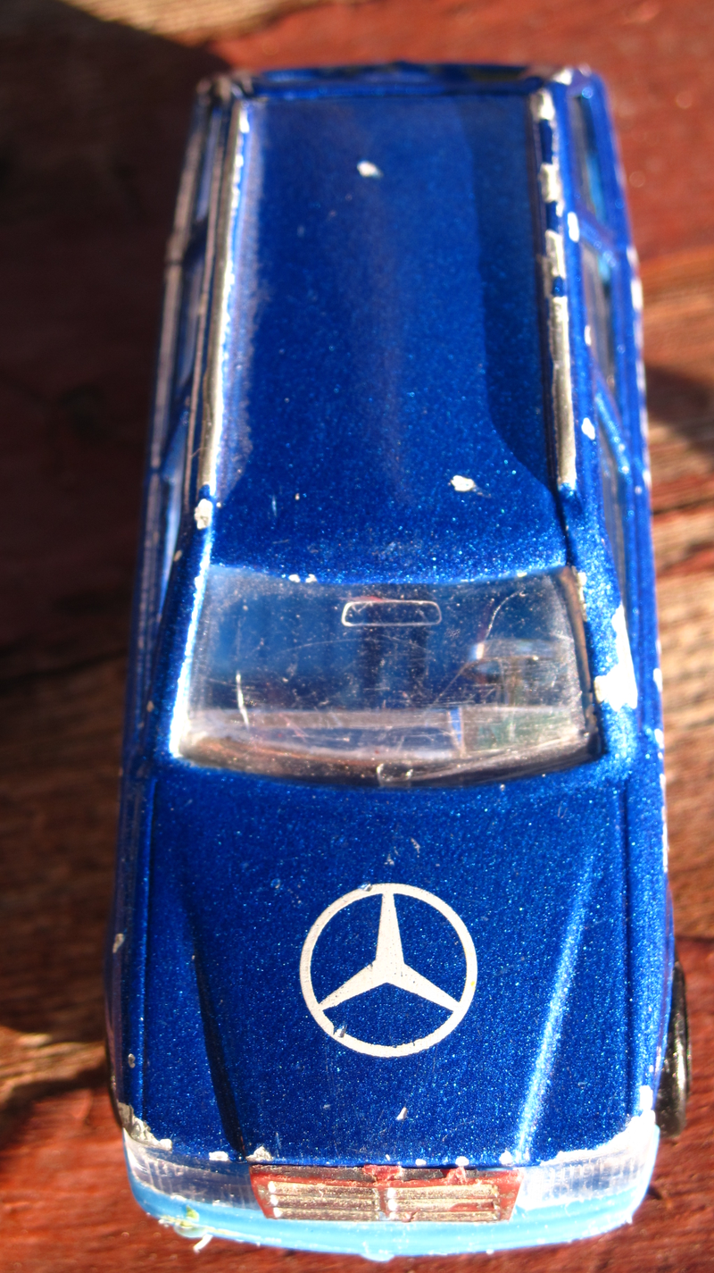 Illustration for article titled Wagon Wednesday: a Majorette Mercedes-Benz 300 TE.